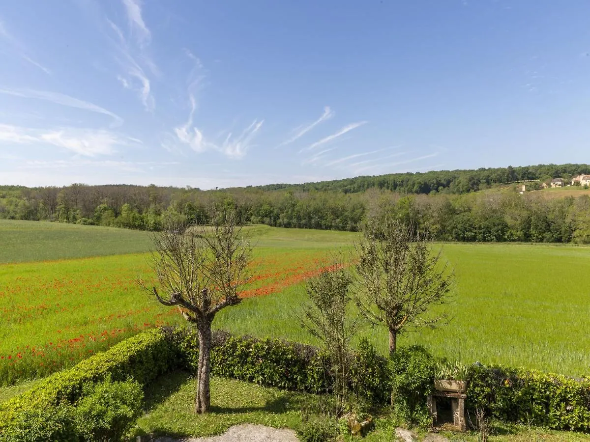 Splendid Holiday Home In D Gagnac With Heated Swimming Pool And Jacuzzi Degagnac France