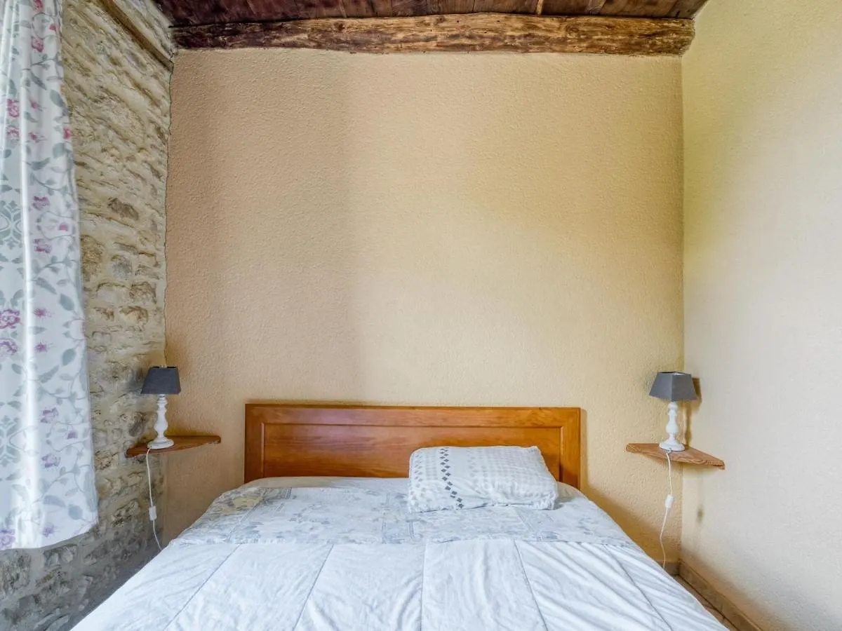 Splendid Holiday Home In D Gagnac With Heated Swimming Pool And Jacuzzi Degagnac