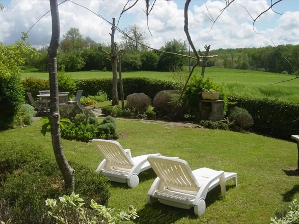 Splendid Holiday Home In D Gagnac With Heated Swimming Pool And Jacuzzi Degagnac 0*,  France