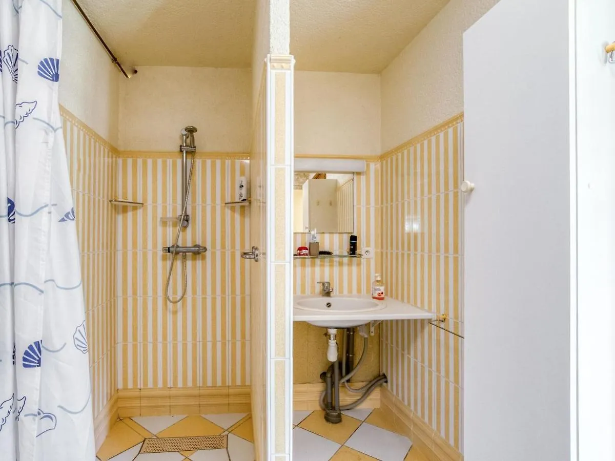 Splendid Holiday Home In D Gagnac With Heated Swimming Pool And Jacuzzi Degagnac France
